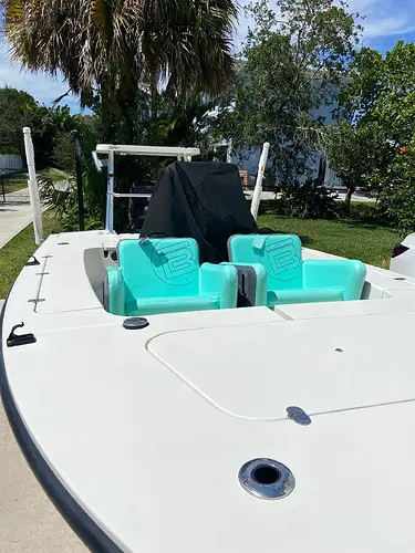 BoteAeroChairs1